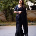 Bhanu Sri Mehra Instagram – 🖤

Wearing: @kalpana_vogeti 
📷: @manoj_gangula 

#tollywoodactress #inblacksaree #love #bhanusree🔥❤️