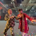 Bhavin Bhanushali Instagram - Recreated a version with @bhavin_333 💯 ❤️ I am thrilled with all the love you have given to Garbe Ghoomshun 🫶🏻 Share your version of #1MinMusic 💃 I’ll repost it 🥰 #navratri #garba #garbanight #garbavibes #dance #dancereel #navratrispecial #festival #parthivgohil #rangilore Nesco
