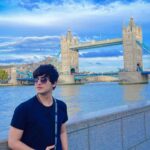 Bhavin Bhanushali Instagram - Hustlin 🤟🏻 London Bridge