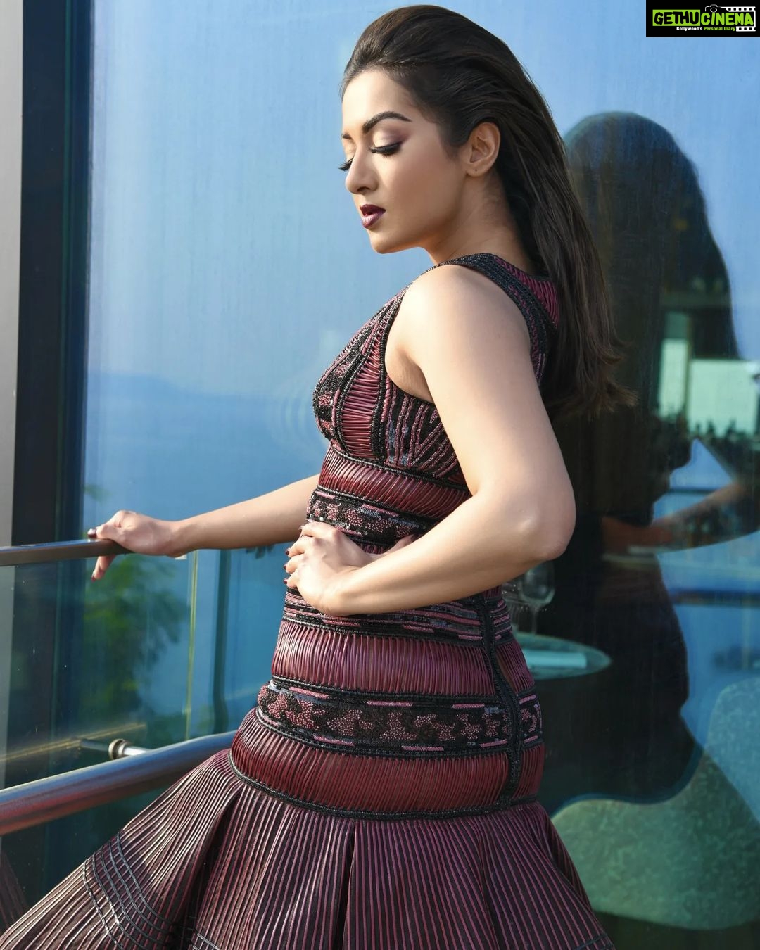 Catherine Tresa Instagram - I was very seriously thinking about how 2022 is almost done π.. #iffi2022 #notensionnovember #posingproblems #mebeingme #fridayvibes π· @sanjeevkumarphotography Styled by @archamehta Wearing @geishadesigns Makeup @sandysartistry Hair @hairbyrajabali