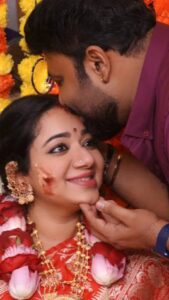 Chandra Lakshman Instagram - Saree:@nayta.in
Jewellery:@parakkatweddings
Shot:@anijajalan_stories

#moongirl #lifeisbeautiful #blessed #love #pulioonu #valaikappu #tradition #momtobe #themiracle #collaboration #actor