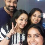 Chandra Lakshman Instagram - Favourites in a frame😍❤️😍 @tosh.christy @swapnatreasa_official @niyarenjith #moongirl #blessed #friends #sisters #squad #reelandreal #potd #instaselfie Kochi, India
