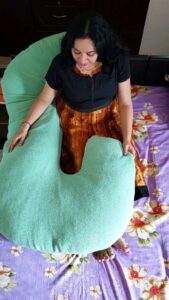 Chandra Lakshman Instagram - Make your sleepless nights more comfortable with pregnancy pillows. Soon-to-be moms deserve to take better care. Benefits of using a pregnancy pillow: You will be at ease as you adjust to the new sleeping position. You can align your neck, back, and hips while sleeping. It reduces the tension around your hips and pubic bone by keeping your legs parallel. It improves blood circulation. It reduces common pregnancy conditions such as heartburn, nasal congestion, and leg cramps. It avoids accidentally rolling over your back while you sleep. Thanks @sleepynannyuk for sending me this most comfortable pregnancy pillow ❤️❤️ Thanks husband for the video @tosh.christy 😘😘 Kochi, India