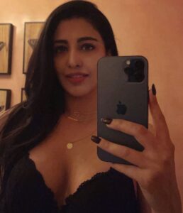 Daksha Nagarkar Instagram - People ask me what’s the secret, it’s discipline and consistency✊🏻 #dakshanagarkar #discipline #consistency #love #happy #tbt #photooftheday #pictureoftheday #selfie #instagood #me #cute #follow #followｍe #beautiful #girl #smile #tagsforlife #instaphoto