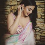 Daksha Nagarkar Instagram – Pyaari naari, in a gorgeous saree❤️👑😘

Styled by:@vid_vidya
Make up:@meraki_by_zainab
Clicked by:@sharathchandra_photography
Designed by:@issadesignerstudio

#dakshanagarkar #saree #women #woman #lovelife #love #happy #beauty #gorgeous #sweettooth