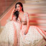 Daksha Nagarkar Instagram – Me wondering what I will Swiggy next, suggestions?

#dakshanagarkar #love #happy #hangry #hungry #waitingforyou #foodgasm #foodlove #swiggy #thoughts #indianfood #indianwedding #indiangirls #instagood #instagram  #mood #for #yummyfood #tbt #photoofday #ooted #outfit #inspo #findme #insta #instafashion #gram #lindodia #london #indiaclicks