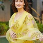 Dia Mirza Instagram - Sunshine in my pocket ☀️💛✨ Thank you for the Outfit- @drzya_ridhisuri 🌻 Jewellery -@mahesh_notandass Make up @shraddhamishra8 Hair by @tejisinghofficial Styled by @theiatekchandaney Photos by @prateekswadesh Delhi, India