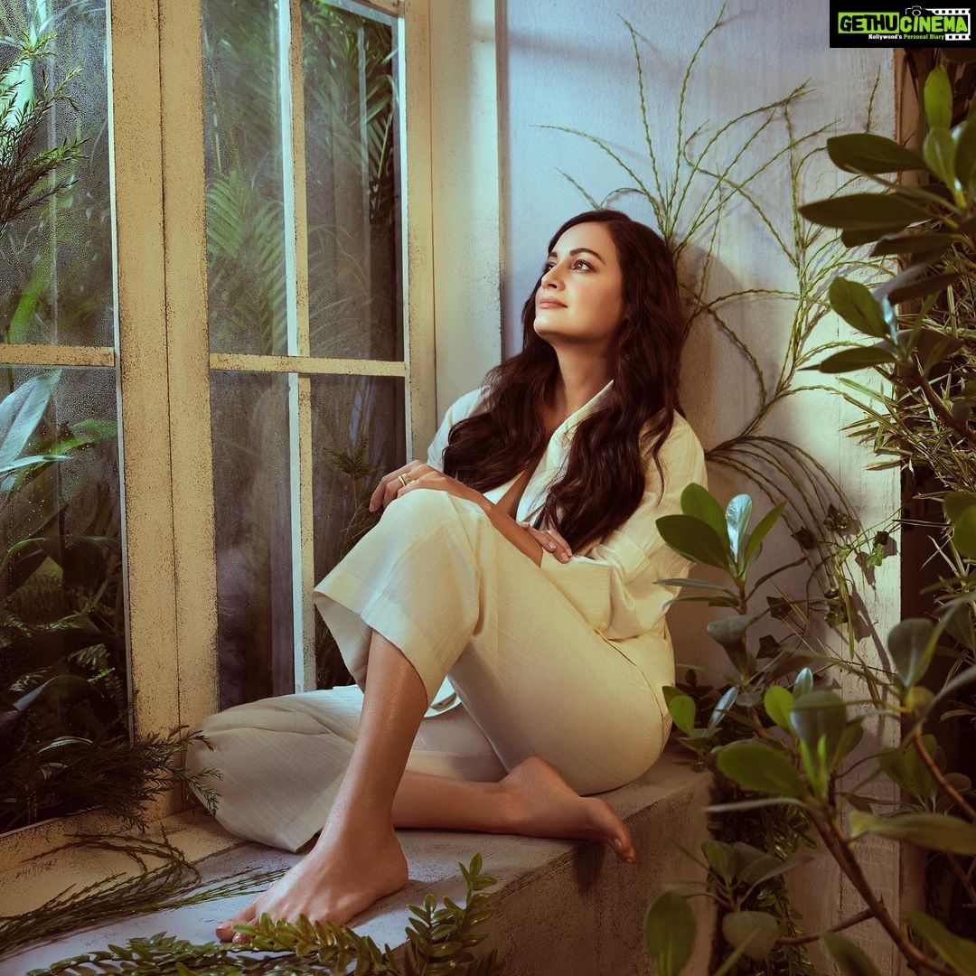 Dia Mirza Instagram - The most life altering realisation i have had is that befriending fear frees you π― Read the interview at the link in bio ππΌ #DigitalCover Story with @feminaindia Outfit: November Noon @november_noon Jewellery: The Loom Art @the_loom_art Editor: Ambika Muttoo- @missmuttoo0 Art Direction: Bendi Vishan- @bendivishan Words: Ashwini Arun Kumar @ash_arunkumar Videographer: Vaibhav Nadgaonkar- @vinbhav30 Photographer: Sumit Ghag- @sumit_ghag Fashion Editor: Krishna Mukhi- @krishnahasleft HMU Artist: Shraddha Mishra- @shraddhamishra8 India
