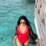 Divya Bharathi Instagram - This post is definitely not to explain or prove anything but to love yourself with all your flaws and strengths. In recent days, I’ve been seeing some comments where people mention about my body shape being fake, that I use hip pads or got surgery done for my hips! Back in those days, I used to get horrific comments like “Fanta bottle structure” “skeleton” “Big butt girl” and so on. I’ve even attached a page from my slam book during my college days, where you can see one of my classmates had drawn mocking my body structure. All these severely traumatized me and pushed me to the extent of hating my body; I was even scared to walk in front of people. It wasn’t my fault in any way; my pelvic bone structure itself is wider in nature. Later in 2015, I opened an instagram account and started off my modelling journey. With every new picture I posted, I started receiving compliments especially for my body type. Many of them started asking my workout routine though I never stepped into gym. I was astonished to know that many people admired my body type. It was indeed a moment of epiphany for me when I realized that there are always haters and lovers for everything we are and the power lies within us as to how we flaunt our flaws! From then on I started embracing my body and that built my confidence. I really wish I had someone back in those days to remind me that it’s okay to have different body type and it’s all about how you love yourself amidst all those criticism! Dear fellow women, As long as we do not take the criticism to heart and the compliments to our head we will always be strong and kind. I promise I’m with you all in this!!! 🤍