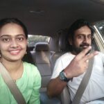 Divya Padmini Instagram – Who s this @ratheesh_balakrishnan_poduval 😀😀

#memories #pricelessmoments #lookingback #lookingbackmovingforward #us #togetherness #happy #divyavishwanath #ratheeshbalakrishnanpoduval #mumbai #mumbaidiaries #mumbailife #presciousmoments #traveltogether #get #oldertogether