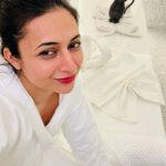 Divyanka Tripathi Instagram – Saturday Spa-rty