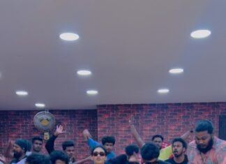 Dushara Vijayan Instagram - #natchathiramnagargiradhu #rangarattinam @ranjithpa @neelam_productions @vigneshsundaresan @manojjahson @yaazhifilms @kishorkumardop @selva_rk @anthoruban @jayraguart @iamsandy_off @stunner_sam @kalidas_jayaram @kalaiyarasananbu @dushara_vijayan @harikrishnananbudurai @actorshabeer @actorgnanam @vinothactormadras @regin_roseactor @manisa_tait @damuplay @sumeetborana @subatra_robertoff @anbudan_arjun_ @dharani_selvam.official @cl_me_remo @suriya_dancer @damuplay @vinsu.sam @siddhanth.k.s @ekambaramaegan @kailasam.geetha anitha.ranjith @tamil_poet_umadevi @vprmcmxcii @shymsndr @rustictales @syamlal.ts @m0shuu @kabilanchelliah @pro_guna @thinkmusicofficial @gobeatroute