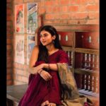 Dushara Vijayan Instagram – Saree: @imainila_collective 
Shot by: @its_me_poraali 
Hair stylist: @puii_c_ammy 
Jewellery: @challani_jewellery
Blouse: @savinidii_official