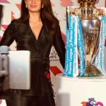 Elena Roxana Maria Fernandes Instagram - Had an amazing time at the 30 years of Premier League celebrations in Mumbai. #30YearsOfPremierLeague @plforindia @starsportsindia @greatcampaign @lovegreatbritain_in @ukinindia 👚 @saanchabysimranshaad @anitakhatri @aklc_india 💍 #umeshjivnani #umeshjivnaniluxuryjewels @sakshi_aggarwal88 @rizwanbachav #ukindiaforsports #PL30 #GreatSport #SeeThingsDifferently #celebration #premierleague #sports #football #cristianoronaldo #uk #happiness #outfit #mumbai #travel #event #glam #glow