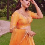 Elena Roxana Maria Fernandes Instagram – Elegance never goes out of style. 
.
.
.
.
Photographer: @shannonmikhaillobo 
Outfit : @studiojigarmali 
Styling : @akansha.27 @tiara_gal 
MUA : @neerajnavare 
Hair Artist : @mdshaikh_hair_11.11 

#elegance #traditional #style #fashion #shoot #traveldiaries #travel #outfit #ootd #beauty #pose #beautiful #pretty #lovely #grace #graceful #bodypositivity #glam #glow #slay #shine #shootdiaries