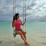 Elena Roxana Maria Fernandes Instagram - All you need is a swing by the sea! ❤️ . . . 👚🩳: @marksandspencer @marksandspencerfashionpr @sheratonmaldives @marriottbonvoy @visitmaldives #swing #sea #marriottbonvoy #travelmakesus #sheratonmaldives #summervibes #summer #resort #swinging #leisure #travel #traveldiaries #shoot #maldives #visitmaldives #hotbod #hotness #slay #sexy #bodypositivity #natural #body #island #ootd #outfitoftheday Sheraton Maldives Full Moon Resort & Spa