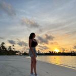Elena Roxana Maria Fernandes Instagram – Sunset by the sea!
.
.
.
@saiilagoonmaldives 
@crossroadsmaldives @thayyib 
👗 @alexandrevauthier 
👚 @the_upside 
👟 @burberry 

#saiilagoonmaldives #curiocollection #crossroadsmaldives #visitmaldives #maldivestourism50 #maldives #maldivesisland #paradise #summervibes #summer #leisure #travel #traveldiaries #shoot #visitmaldives #sunset #sea #fashion #style #beachwear #relax #ootd #outfitoftheday SAii Lagoon Maldives, Curio Collection by Hilton