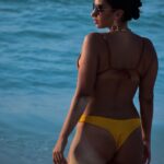 Elena Roxana Maria Fernandes Instagram - Don’t look back unless it’s a good view 😉 . . @algcapture @kaleoscollection @goodsagency . . . #beach #back #view #look #sun #swim #sea #hotbod #outfit #shoot #bikini #swimwear #shootdiaries #pose #beauty #beautiful #love #pretty #glam #glow #body #bodypositivity #bodypositivity #hot #curves #hotness #travel #traveldiaries #outfitoftheday #ootd