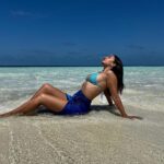 Elena Roxana Maria Fernandes Instagram – Beach day. 

.
.
.
👙 @beachbunnyswimwear 
📸 @titanofthesea 
Location: @kinanhotels 

#beachday #sunkissed #blue #maldives #sea #sky #summervibes #summer #swim #beach #travel #traveldiaries #shoot #maldivestravel #kinanhotels #hotbod #hotness #slay #bodypositivity #natural #body #skin #beachbody #pose #ootd #outfitoftheday Maldives