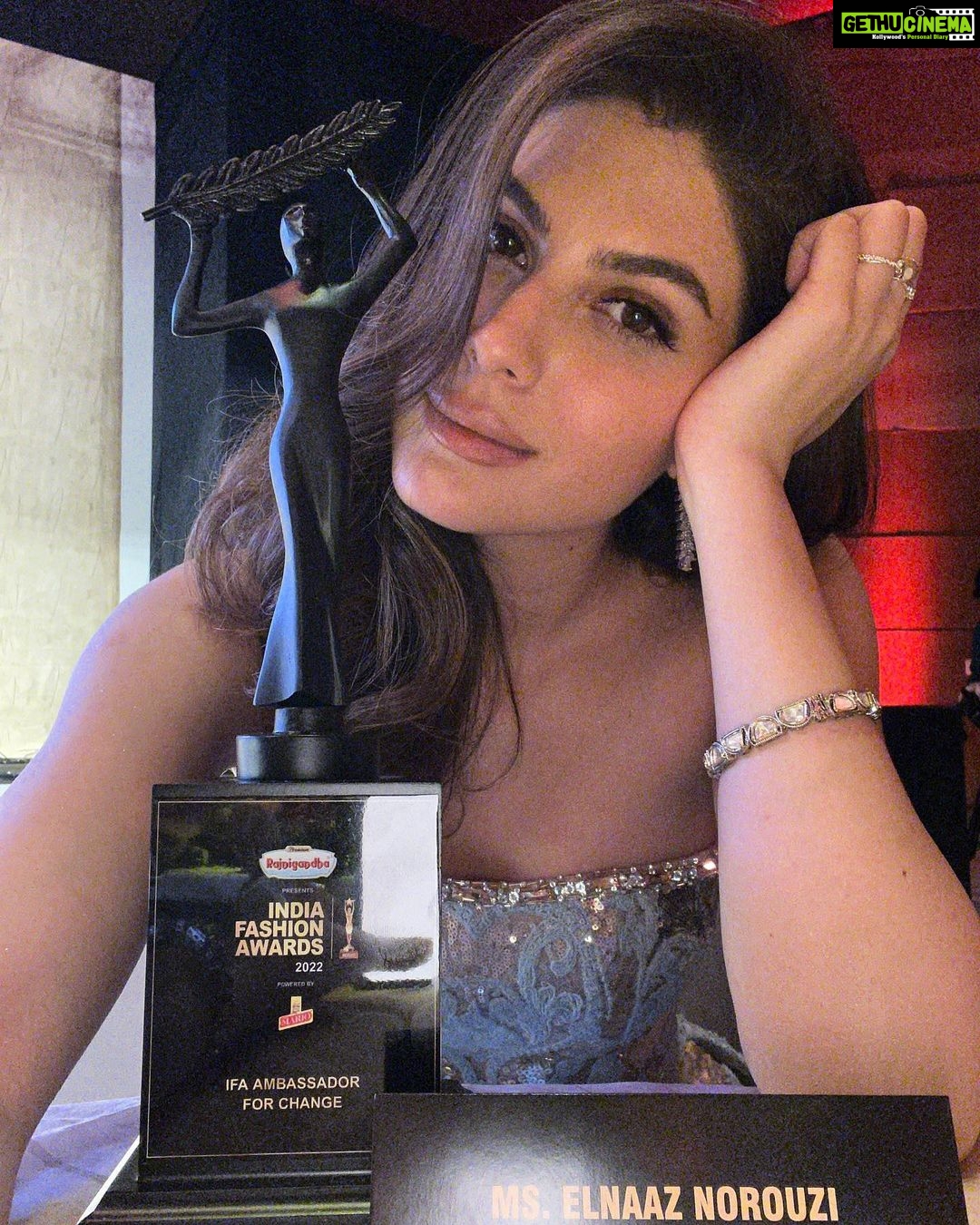 Elnaaz Norouzi Instagram - What a beautiful feeling to win the @indiafashionawards for Ambassador for change for my contributions for “the fight for quality and freedom of the Iranian women”. 💚🕊❤️ Can’t wait for the day I can fly back to a free iran with this award and show it to my family. This award means everything not only because it is my first award but it’s the cause that I got it for. Thank you india 🇮🇳 for giving me everything ive dreamt of and more. I have been given a platform and as long as my voice makes a difference I won’t give up. #Zanzendegiazadi #Womenlifefreedom چه حس فوق العاده ایه برنده شدن "جایزه سفیر تغییر" به خاطر مشارکت و سهم من در مبارزه برای برابری و آزادی زنان ایرانی. بی صبرانه منتظر روزی هستم که بتونم به ایران آزاد سفر کنم و این جایزه رو به خانواده ام نشون بدم. این جایزه برای من خیلی با ارزشه نه به خاطر اینکه اولین جایزه منه بلکه به خاطر دلیلی هستش این جایزه رو برنده شدم. #زن_زندگی_آزادی . . . . . 📸 @lakshaysachdevaphotography @sagarahuja.jpeg 👗 @michael5inco Styling - @towindia @akankshakj Accessorise - @suhana_art_and_jewels #iran #mahsaamini #women #equality