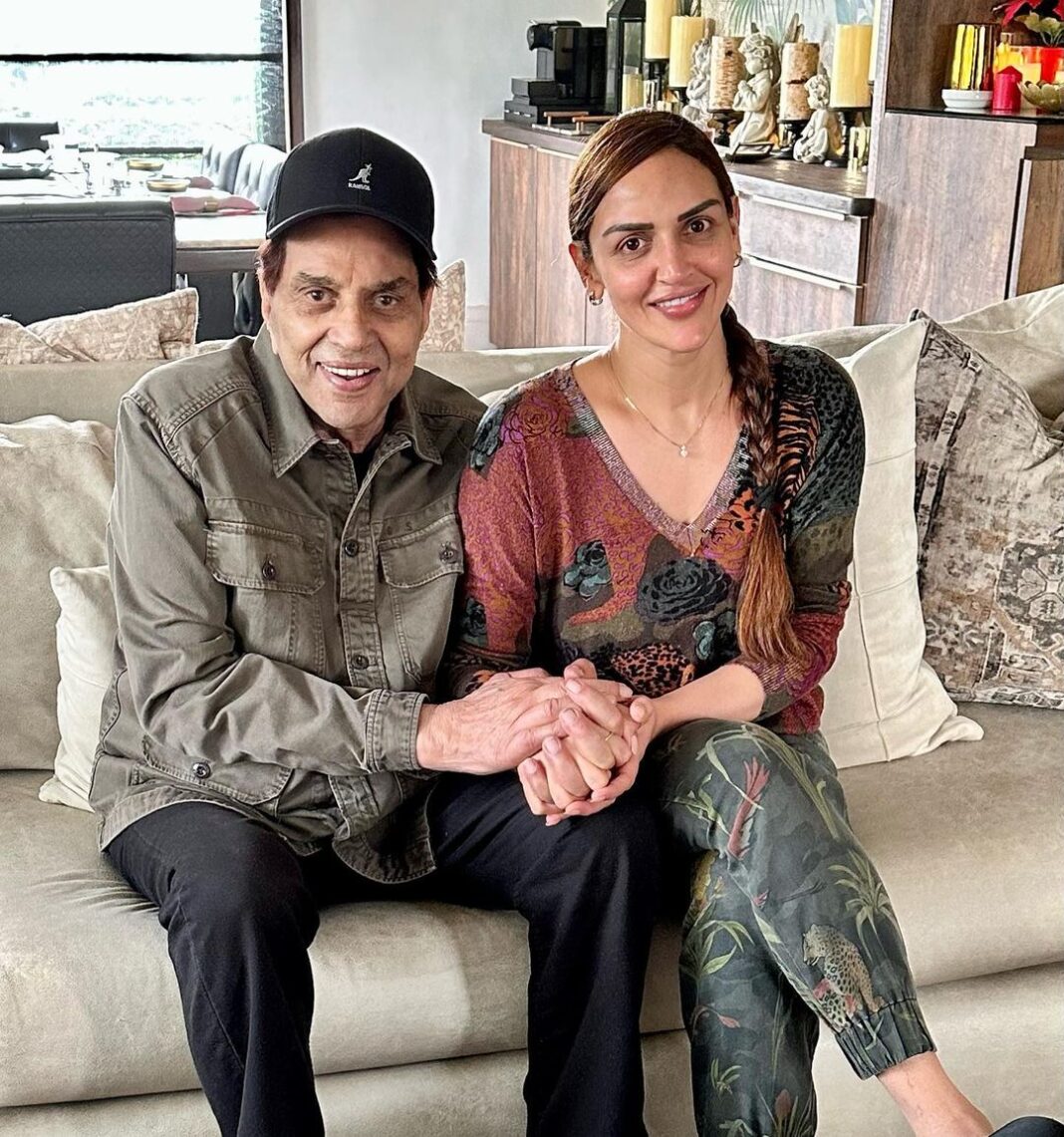 Esha Deol Instagram - Happy birthday papa ♥️😘🧿🤗♥️ I pray for you to always be healthy & happy. Because of you we are….. you are our pillar of strength. Always the strongest . We simply just love & adore you. Love u ♥️🙏🏼 #family #HappyBirthday #ApkaDharam #Famjan #grateful #familytime #mydadmyhero #Eshadeol #happybirthday #gratitude 🧿♥️