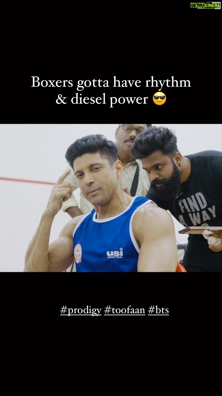 Farhan Akhtar Instagram - Thanks for sharing this BTS moment @haintohhain .. this track really did keep us going in between set ups .. #Prodigy #fatoftheland #dieselpower #toofaan
