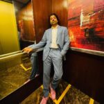 Farhan Akhtar Instagram - Headed ⬆️ in Blink Styled by @divyakdsouza Suit: @selectedindia Shirt: @weareperona Sneakers: @louboutinworld Hair: @saurabhbhatkar Makeup: @swapnil_pathare