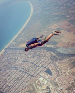 Farhan Akhtar Instagram - What every Sunday should feel like .. ❤️ #FarOutdoors #freeflying #skydiving #adventure #lifestyle #spain #empuriabrava