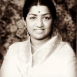 Farhan Akhtar Instagram - Thank you for enriching our lives through your passionate commitment to excellence. I guess this is what it feels like to lose a part of a nations source of collective pride and joy. It hurts and leaves an indelible void. Sad sad day. 💔 RIP Lata-ji. #legend 🙏🏽