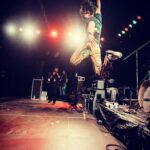 Farhan Akhtar Instagram - Airtime #throwbackthursday @farhanliveofficial #gigsareback ❤️
