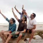Farhan Akhtar Instagram - When the tide’s out, make your own waves .. 🌊☀️ #FarOutdoor #Goa #Morjim #logline