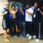 Farhan Akhtar Instagram - Ajju’s corner. The team behind the boxer & the boxing. What you see in Toofaan is the collective result of this core group .. ✊🏽❤️ @darrellfoster @drewnealpt @samir_jaura @anand.physio Couldn’t have done it without you guys. From motivating to pushing to punishing to pampering, thank you from the bottom of my heart. #ToofaanOnPrime