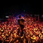 Farhan Akhtar Instagram - First live gig in almost 3 years and it couldn’t have been a more perfect place to begin again. Thank you Goa..!! For the love and the energy. You made it memorable .. big big hug .. see you next time. ❤️ #farhanlive #musiclove #giglife #aboutlastnight Images: @haintohhain & @akhileshganatraphotography ✊🏽❤️