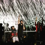 Farhan Akhtar Instagram - First live gig in almost 3 years and it couldn’t have been a more perfect place to begin again. Thank you Goa..!! For the love and the energy. You made it memorable .. big big hug .. see you next time. ❤️ #farhanlive #musiclove #giglife #aboutlastnight Images: @haintohhain & @akhileshganatraphotography ✊🏽❤️