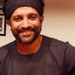 Farhan Akhtar Instagram - Thank you to all who donated generously to @give_india last night towards the fight against Covid-19. Thank you to @karanjohar & @zoieakhtar for bringing all the artists together. #socialforgood