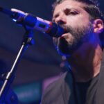 Farhan Akhtar Instagram - Friday night flashback #mumbai #echoes @akhileshganatraphotography ✌🏽