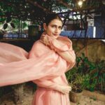 Fatima Sana Shaikh Instagram - Wearing my favourite @raw_mango 🌸🌸🌸 📸 @sonikamody