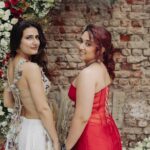 Fatima Sana Shaikh Instagram – What a mad afternoon that was!!! 
So happy to see guys celebrate Your love and the was so infectious… 
My heart was swelling with love and affection for both of you. 

I am glad I could be a part of it.

Pyaar pyaar pyaar 
@khan.ira 
@nupur_shikhare

📸 @etherealstudio.in