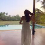 Gauahar Khan Instagram - This amazing vacation property in #parra #goa ! #bellacuena is a 3 bhk massive villa perfect for a friends or family group plan . It’s beautiful and comfortable. #musafir #weekendgetaway #december #goa Goa