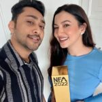 Gauahar Khan Instagram - It was a fun night ! 💛 thank u for the love ! Missed you Jaanus♥️ @gauaharkhan . . . Stylish : @devs213 @brandsimpact @ankitasingh_21_ @malaikaaroraofficial @amol_monga #nationalfameawards2022 #nfa2022 #brandsimpact