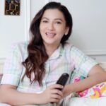 Gauahar Khan Instagram – We should all watch #ShoorveerOnHotstar for the sheer determination it enforces within us, to drive ourselves to do things irrespective of how personally challenging it might be. I am half way through the show and can’t wait for you guys to watch it. Check out this amazing cast @reginaacassandraa @armaanralhan @aadilkhanitis @makaranddeshpandeofficial @chaudhari_manish rock the screens only on @disneyplushotstar . 

#AD #reel #review #shoorveeronhotstar Mumbai – मुंबई