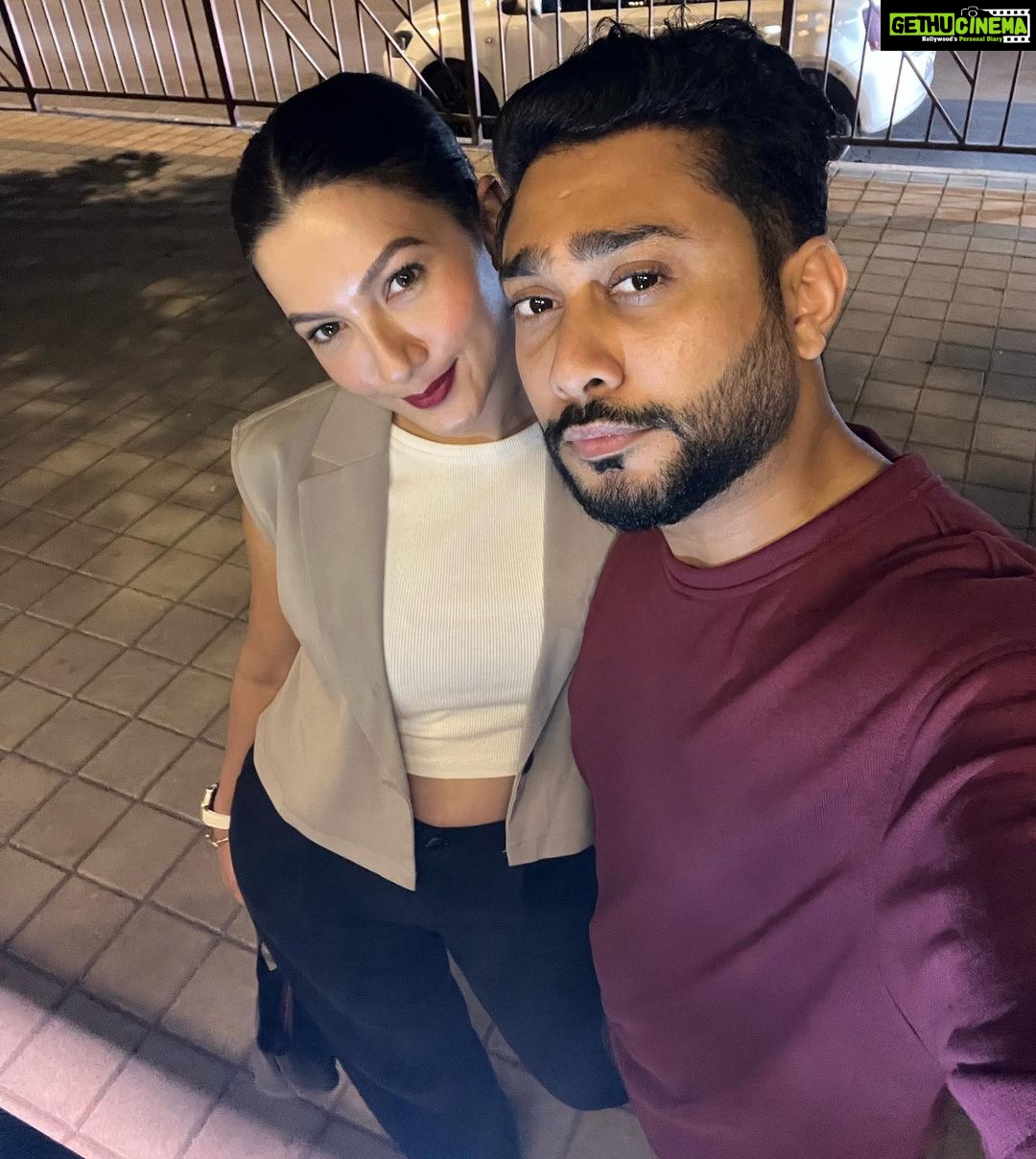 Gauahar Khan Instagram - I hope you are happy you spotted me exactly 2 years ago on this day ! Heheheheh 😬😘 @zaid_darbar ( secretly thanking Allah for Malta ) #insidejoke ! I love you 😘 #zeddy #7thjuly2020 Mumbai - मुंबई