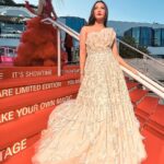 Gauahar Khan Instagram - At the palais de festivals theatre #cannes2022 ♥️ Outfit : @frontierraas Styled by : @devs213 Assisted : @krutikaa_sharma Cannes Palais Des Festivals