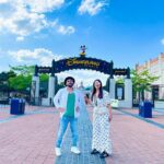 Gauahar Khan Instagram - Kids at #disneyland ! 👦 👧🏻 ♥️ @gauaharkhan 🎁 #paris #musafir #love Disneyland Paris