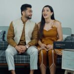 Gauahar Khan Instagram - A fun and GLAM win against @zaid_darbar 😀 Our Glam Quotient is up and above for this festive season... These stunningly gorgeous Glamtubes by @havells__india with their task and ambient lighting allow us to set our home as per our mood 💕 Add sparkles, joy, and happiness to your home this festive season by bringing Glamour home #GlamourComesHome ✨ #HavellsGlamtubes #HarTyoharHavellsKeSath #Diwali2022 #ad #collab Mumbai, Maharashtra