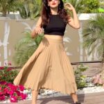 Gauahar Khan Instagram - Love this track ! #Tabahi loved @ruelhiphop choreography 🙋🏻‍♀️ also love my husbands step , second hook step . @zaid_darbar maine churaya 😘 @badboyshah 👍 #reelitfeelit #dancereels #trendingsongs #Dubai #Musafir