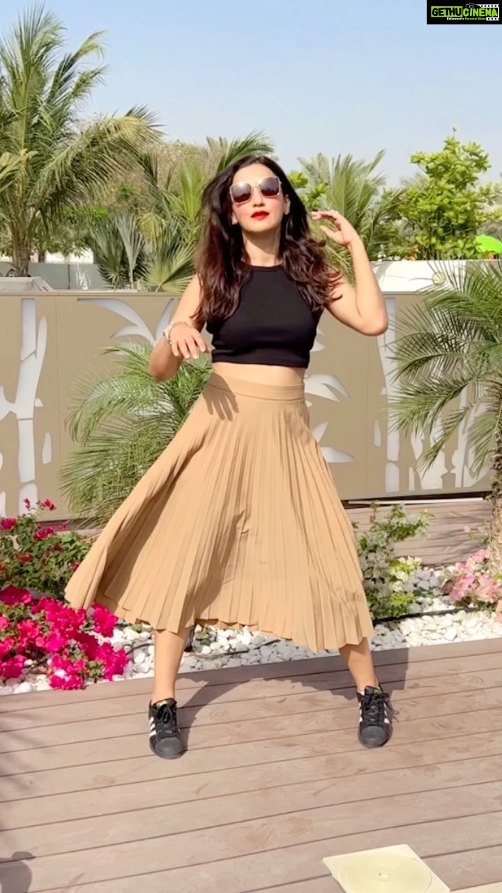 Gauahar Khan Instagram - Love this track ! #Tabahi loved @ruelhiphop choreography šš»āāļø also love my husbands step , second hook step . @zaid_darbar maine churaya š @badboyshah š #reelitfeelit #dancereels #trendingsongs #Dubai #Musafir