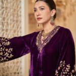 Gauahar Khan Instagram - Love playing dress up ! 💜🪔 📸 : @dieppj Mumbai, Maharashtra