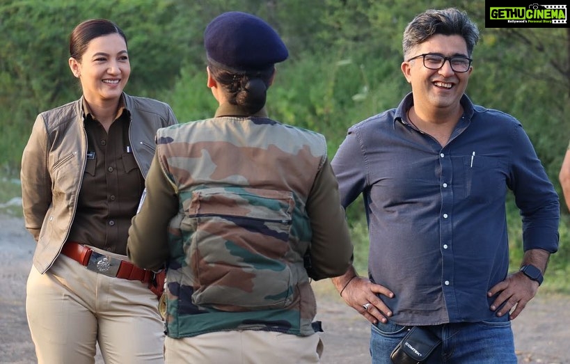 Gauahar Khan Instagram - Sir ! π§ββοΈ Captain ! Leader ! Guide ! π«Άπ» @afzalistan u have been the most amazing. As a director , as a writer , as a believer. You helped me become SP Anuradha for #shikshamandal with all the encouragement and love . Thank you so much ! π forever indebted for making me feel like a HERO π¦Έπ»ββοΈ! The last pic also has our fabulous, talented, loving, jovial DOP , Chintu sir . πΊ he is also the nicest . Alhamdulillah #hardwork #actor #livingmydream @mxplayer @naammainkyaarakhahai