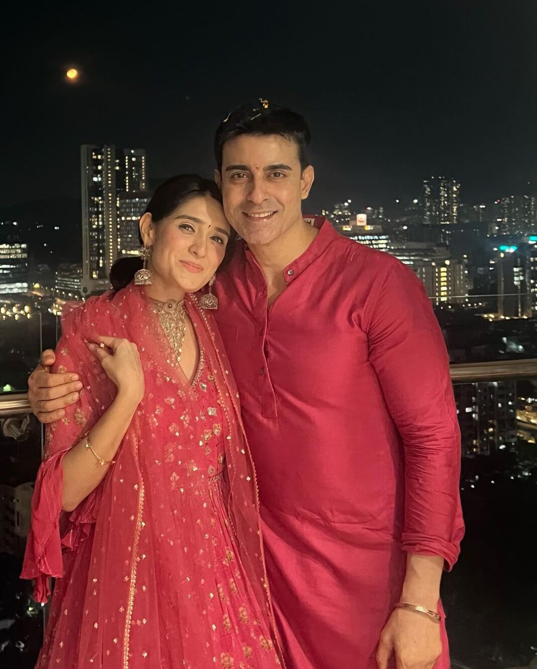 Gautam Rode Instagram - Karwa Chauth ‘22 ♥️ Mumbai, Maharashtra
